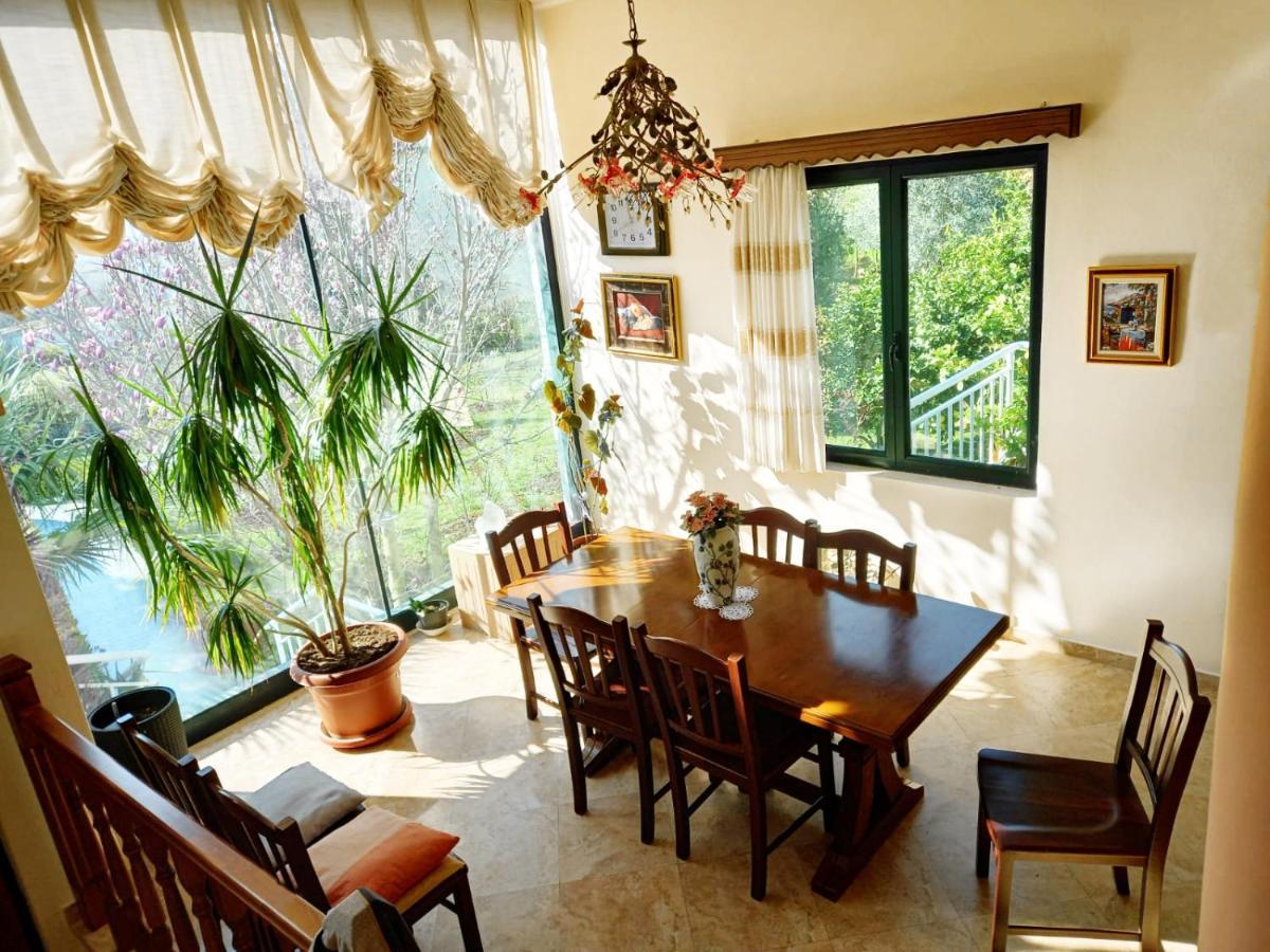 Family Beach Swimming Pool Villa Luanit Trajas 外观 照片