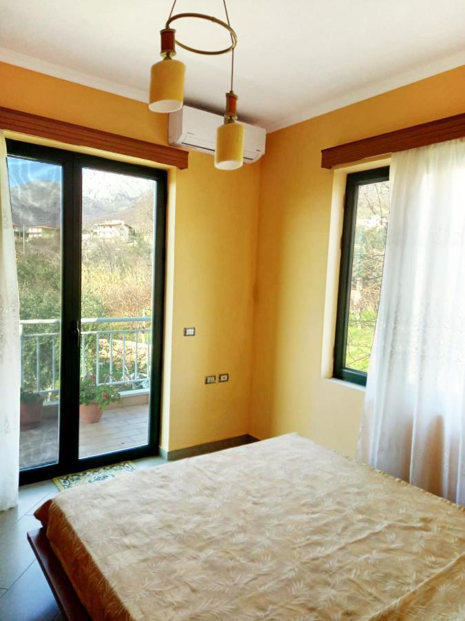Family Beach Swimming Pool Villa Luanit Trajas 外观 照片